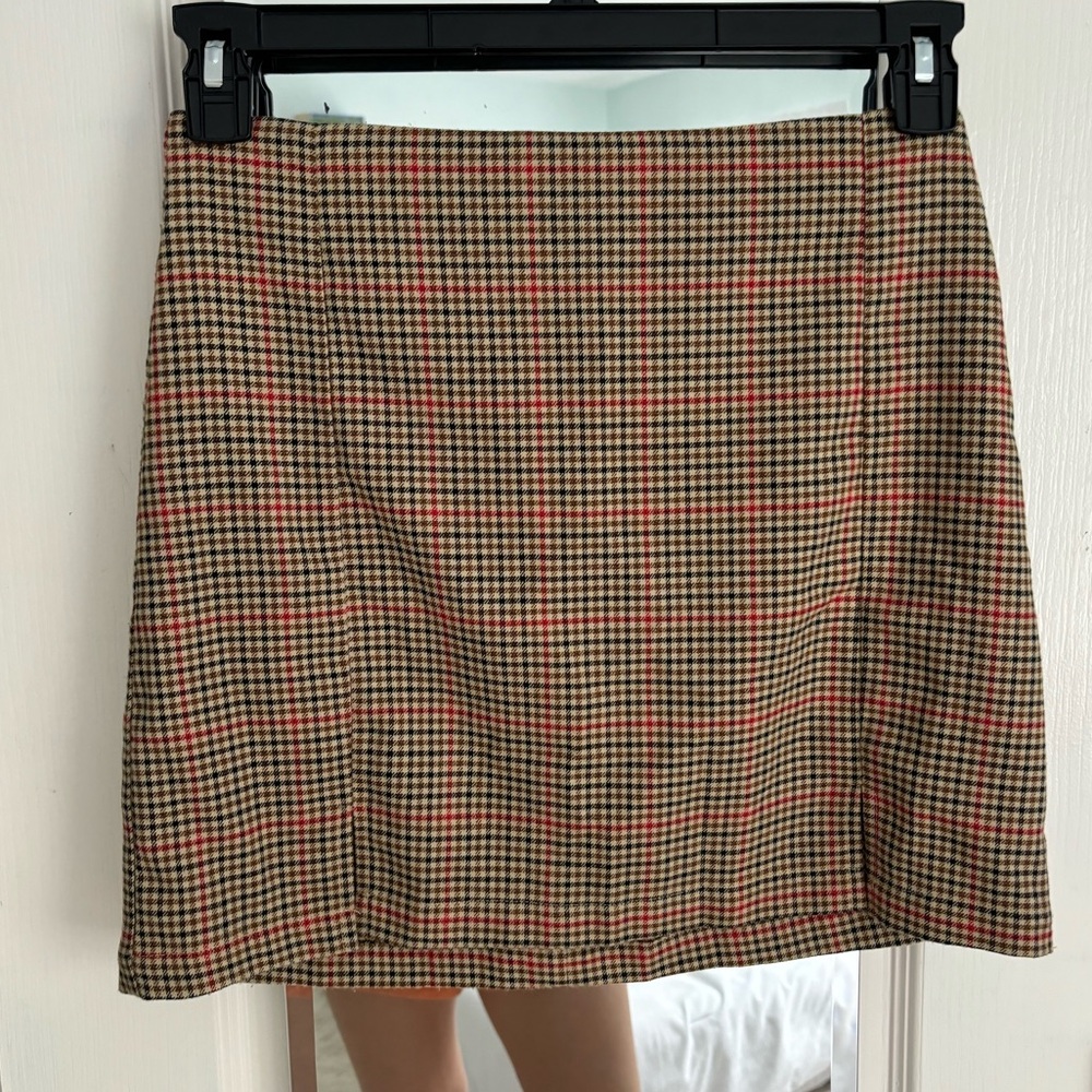 Plaid mini skirt